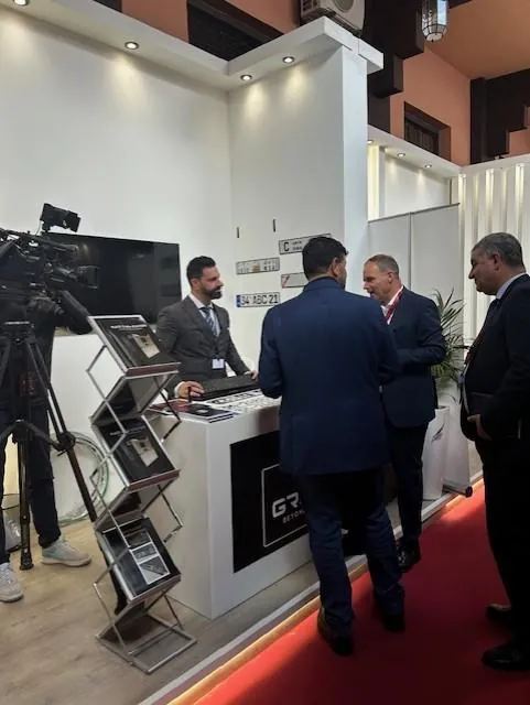 JS GROUP booth